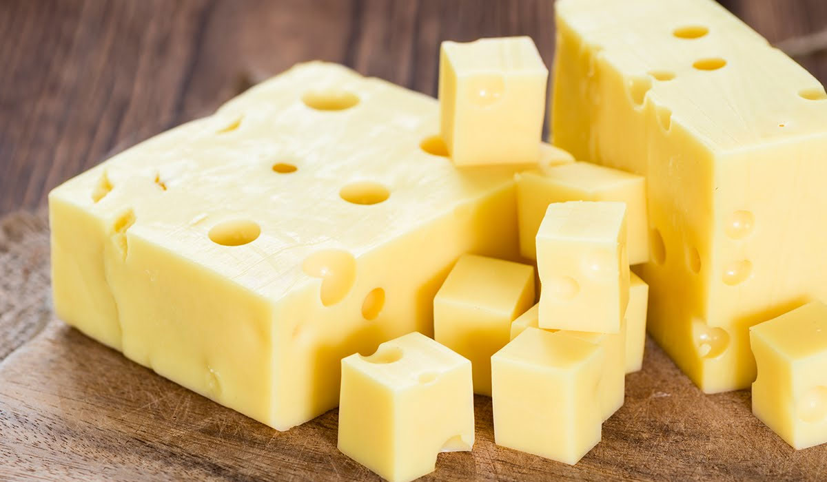فوائد الجبنة الرومي.