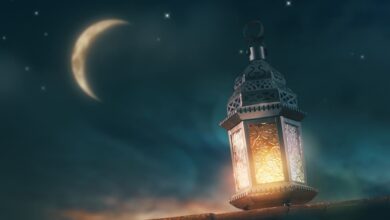 فانوس رمضان مع الهلال